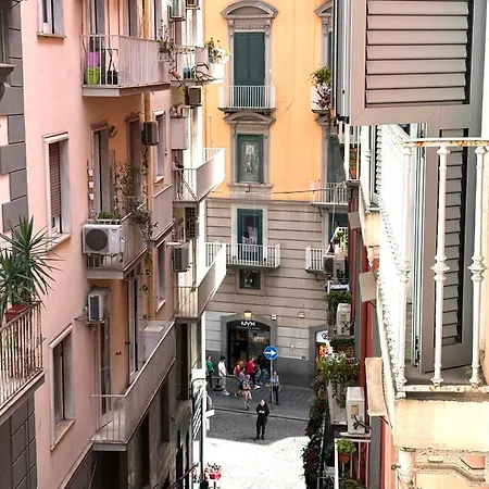 Opera 5 Affittacamere 4*